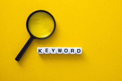 short tail keyword adalah