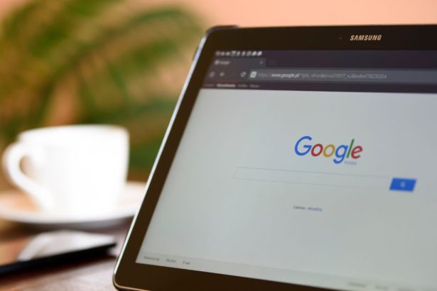 faktor yang tidak mempengaruhi ranking situs dalam pencarian google adalah